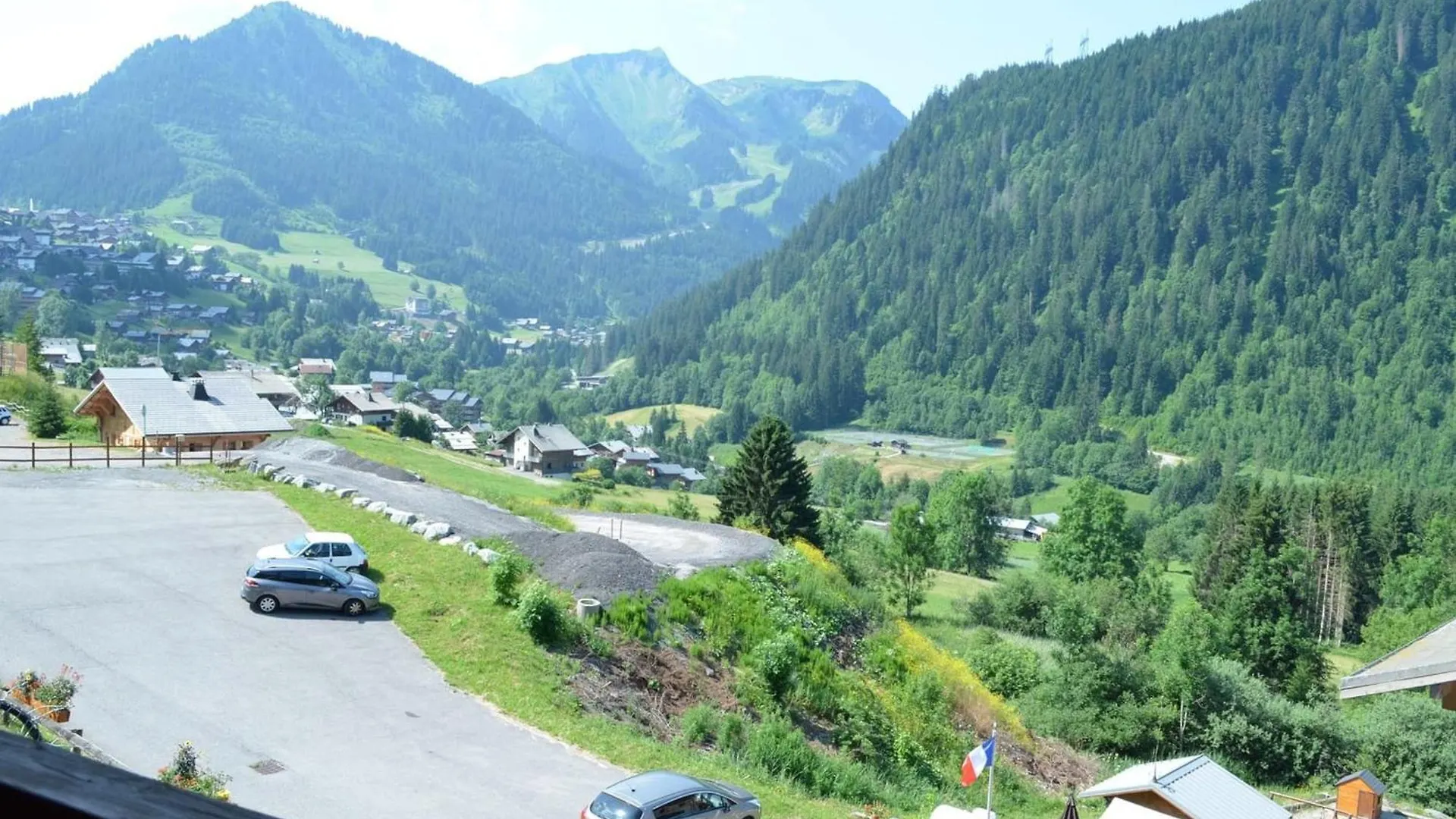 Apartment Appartement Lumineux 3 Pieces Avec Balcon, Parking, Et Equipements Famille A Chatel - Fr-1-676-46